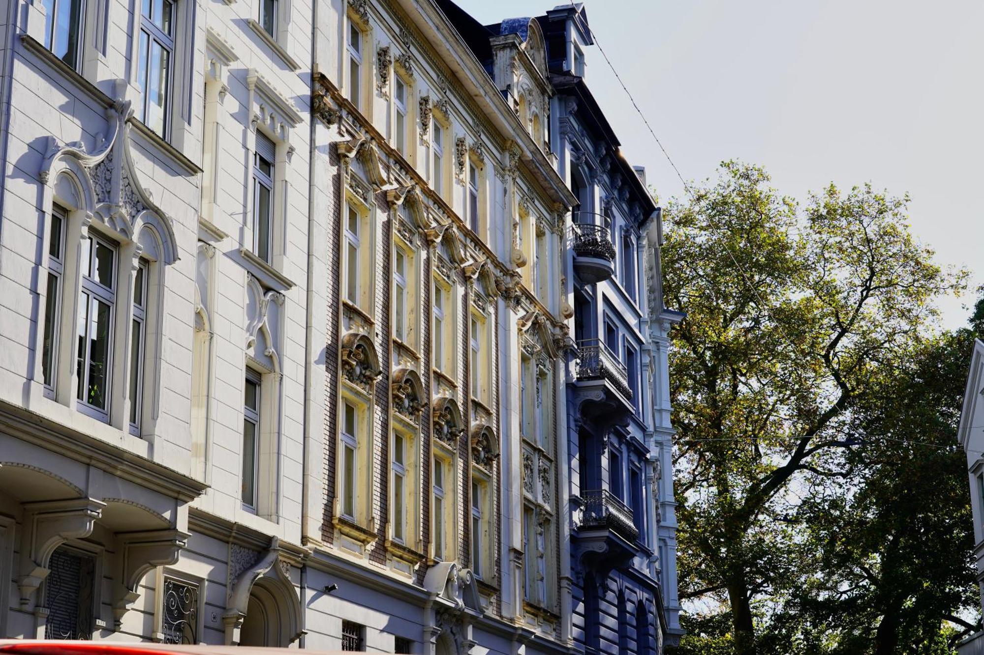 Luxurioeses Altbau Im Szenenviertel Apartment Wuppertal Bagian luar foto